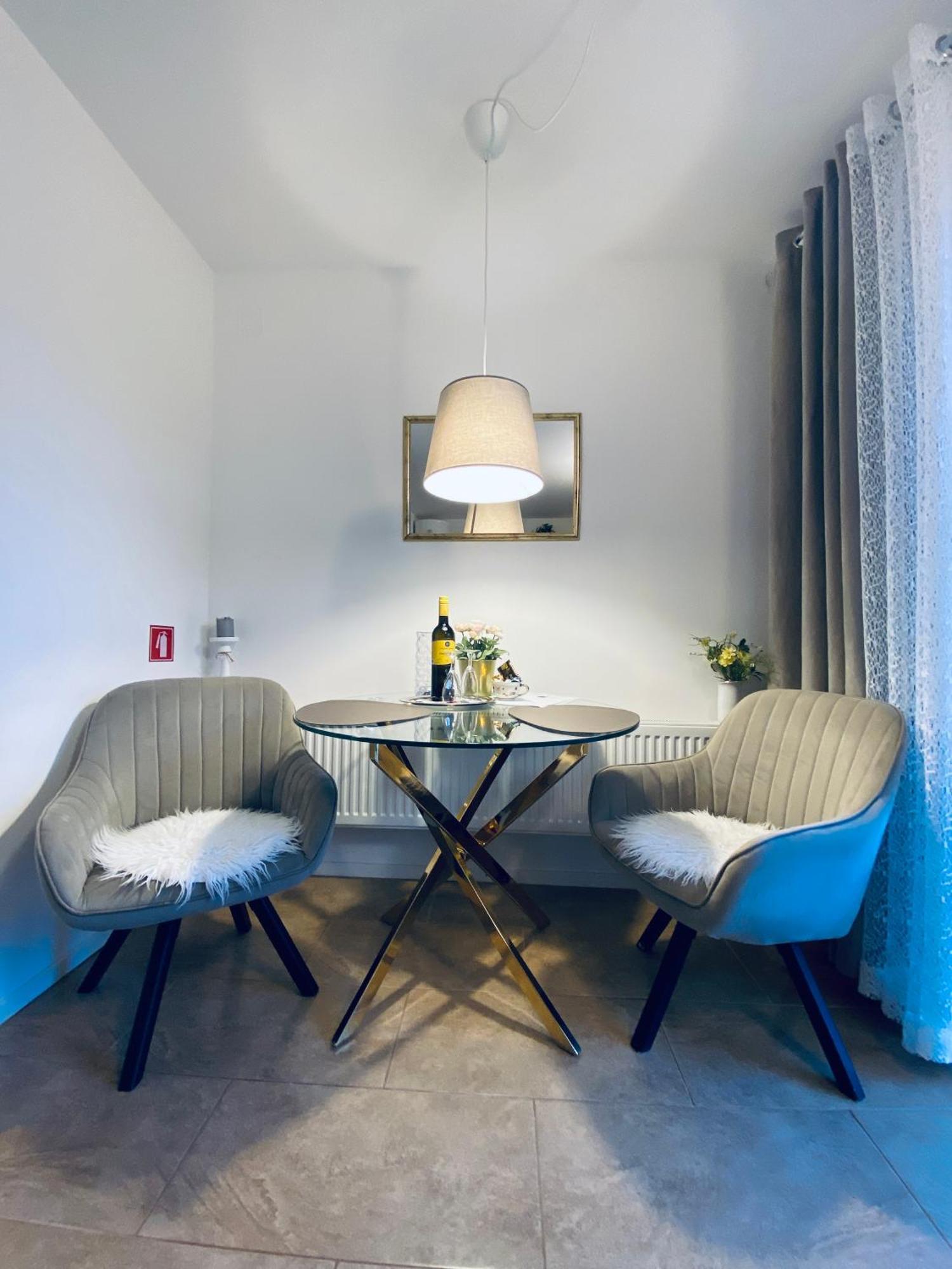 Garden Paradise Bled Apartments - Garden, Pond And Castle View エクステリア 写真