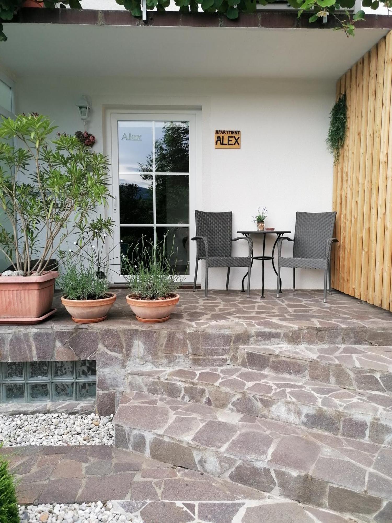 Garden Paradise Bled Apartments - Garden, Pond And Castle View エクステリア 写真
