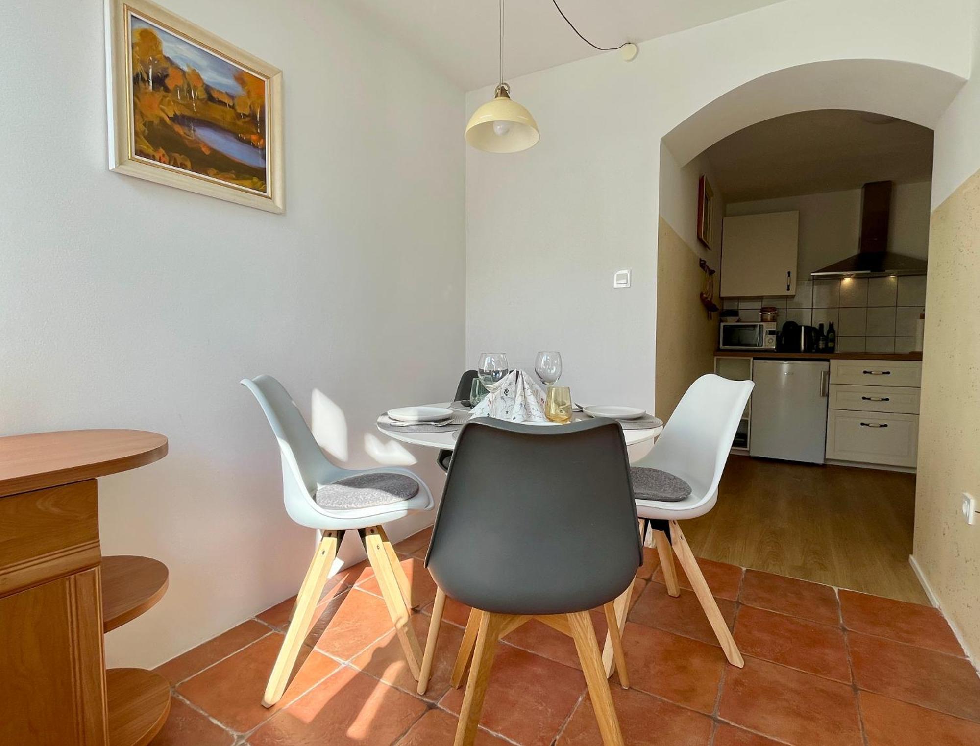 Garden Paradise Bled Apartments - Garden, Pond And Castle View エクステリア 写真